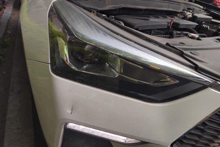 Used Haval H6 Coupe 2019 1.5T Automatic Two-Wheel Drive Luxury Smart Connectivity Version China VI Standard Right Front Headlight