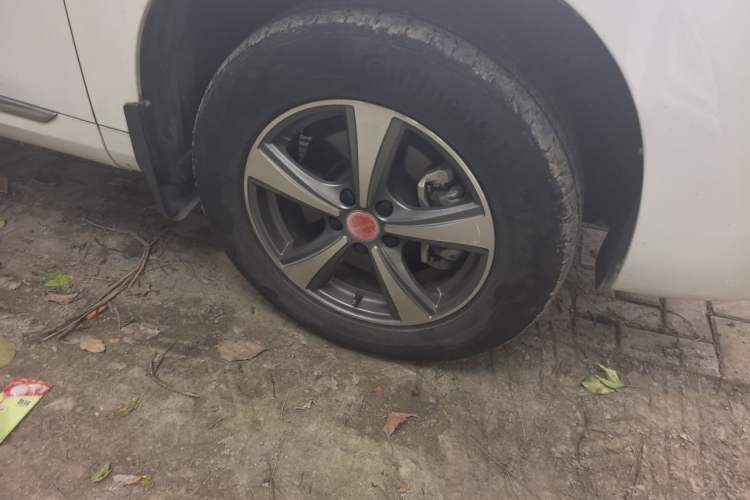 Used Haval H6 Coupe 2019 1.5T Automatic Two-Wheel Drive Luxury Smart Connectivity Version China V Standard Right Front Wheel Hub
