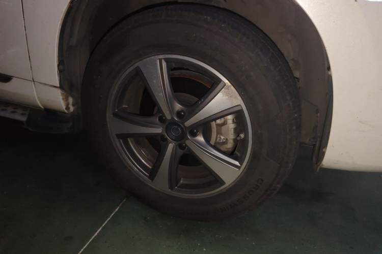 Used Haval H6 Coupe 2019 1.5T Automatic Two-Wheel Drive Luxury Smart Connectivity Version China V Standard Right Front Wheel Hub