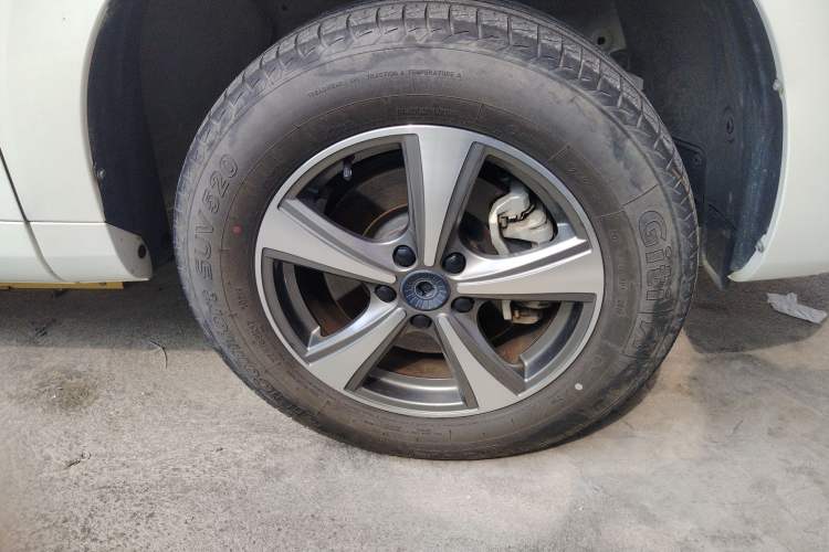 Used Haval H6 Coupe 2019 1.5T Automatic Two-Wheel Drive Luxury Smart Connectivity Version China VI Standard Right Front Wheel Hub