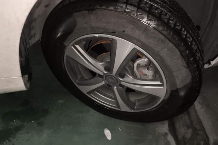 Used Haval H6 Coupe 2019 1.5T Automatic Two-Wheel Drive Elite Version China VI Standard Right Front Wheel Hub