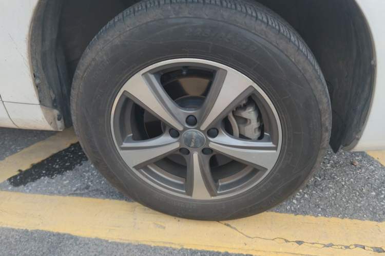 Used Haval H6 Coupe 2019 1.5T Automatic Two-Wheel Drive Elite Version China V Standard Right Front Wheel Hub