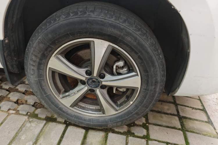 Used Haval H6 Coupe 2019 1.5T Automatic Two-Wheel Drive Elite Version China VI Standard Right Front Wheel Hub