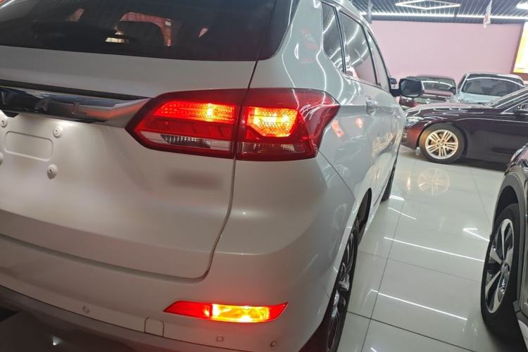 Used Haval H6 Coupe 2019 1.5T Automatic Two-Wheel Drive Ultra-Luxury Smart Connectivity Model China VI Standard Right Rear Taillight