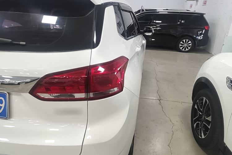 Used Haval H6 Coupe 2019 1.5T Automatic Two-Wheel Drive Ultra-Luxury Smart Connectivity Model China VI Standard Right Rear Taillight