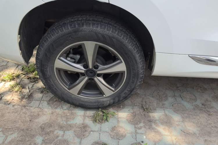 Used Haval H6 Coupe 2019 1.5T Automatic Two-Wheel Drive Luxury Smart Connectivity Version China V Standard Right Rear Wheel Hub
