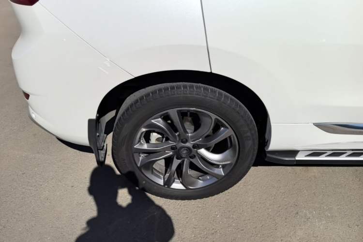Used Haval H6 Coupe 2019 1.5T Automatic Two-Wheel Drive Ultra-Luxury Smart Connectivity Version China V Emission Standard Right Rear Wheel Hub
