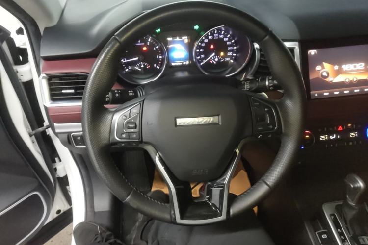 Used Haval H6 Coupe 2019 1.5T Automatic Two-Wheel Drive Luxury Smart Connectivity Version China V Standard Steering Wheel