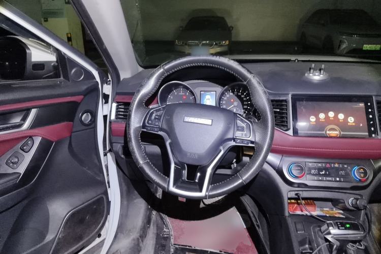 Used Haval H6 Coupe 2019 1.5T Automatic Two-Wheel Drive Luxury Smart Connectivity Version China VI Standard Steering Wheel