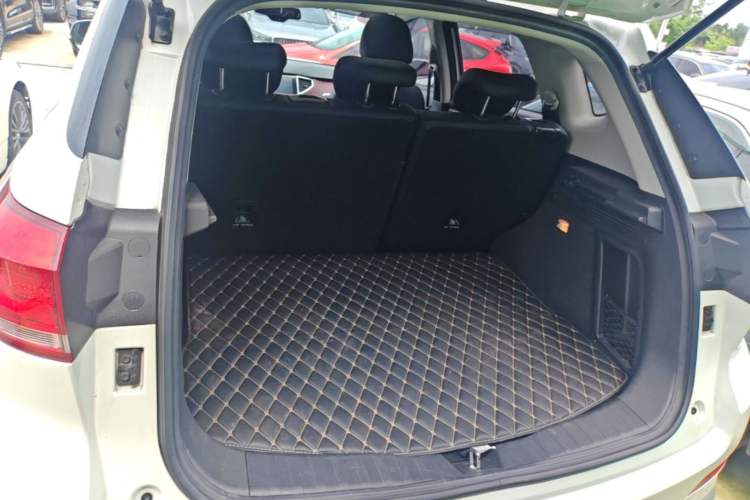 Used Haval H6 Coupe 2019 1.5T Automatic Two-Wheel Drive Luxury Smart Connectivity Version China VI Standard Trunk
