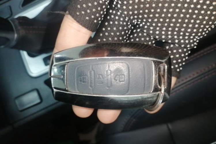 Used Haval H6 Coupe 2019 1.5T Automatic Two-Wheel Drive Elite Version China V Standard Vehicle Key