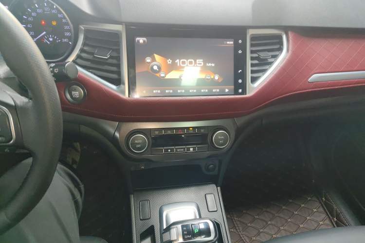 Used Haval H6 Coupe 2020 Smart Connect Version 1.5T Automatic Two-Wheel Drive Elite Model Audio And AC Panel
