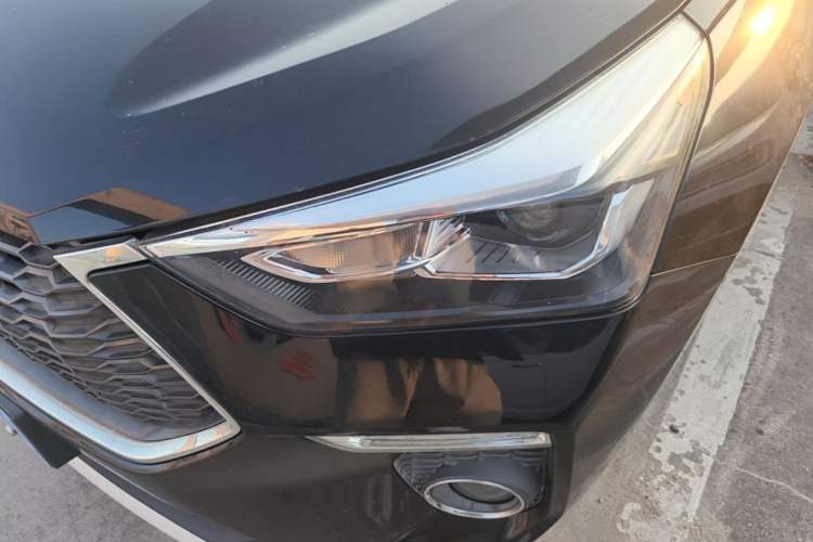 Used Haval H6 Coupe 2020 Smart Connect Version 1.5T Automatic Two-Wheel Drive Elite Model Left Front Headlight