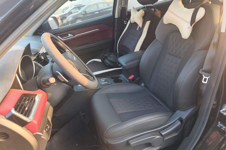 Used Haval H6 Coupe 2020 Smart Connect Version 1.5T Automatic Two-Wheel Drive Elite Model Left Front Seat