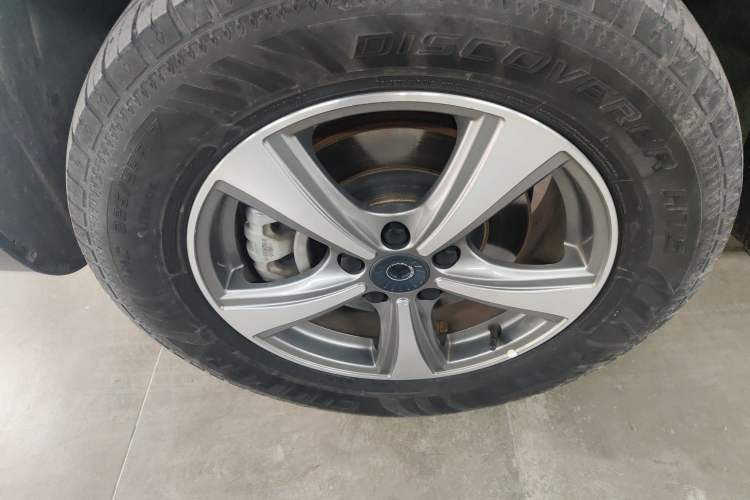 Used Haval H6 Coupe 2020 Smart Connect Version 1.5T Automatic Two-Wheel Drive Elite Model Left Front Wheel Hub
