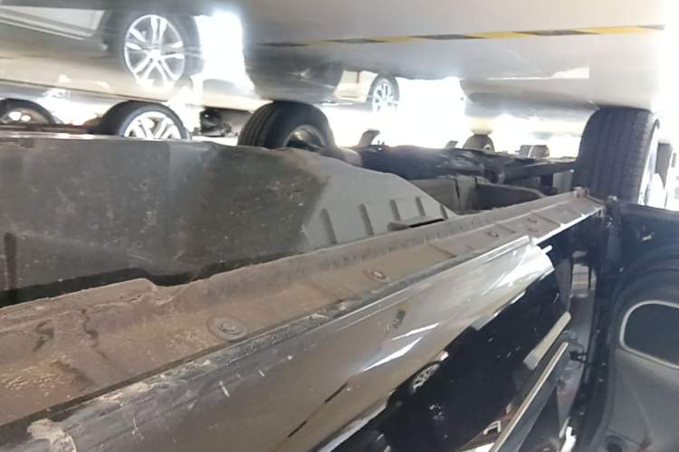 Used Haval H6 Coupe 2020 Smart Connect Version 1.5T Automatic Two-Wheel Drive Elite Model Left Side Sill