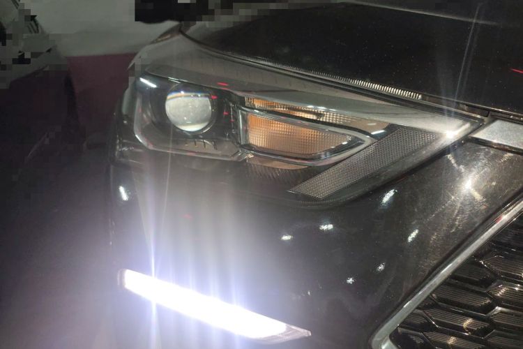 Used Haval H6 Coupe 2020 Smart Connect Version 1.5T Automatic Two-Wheel Drive Elite Model Right Front Headlight
