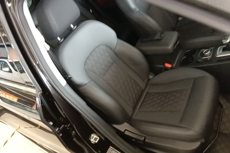 Used Haval H6 Coupe 2020 Smart Connect Version 1.5T Automatic Two-Wheel Drive Elite Model Right Front Seat