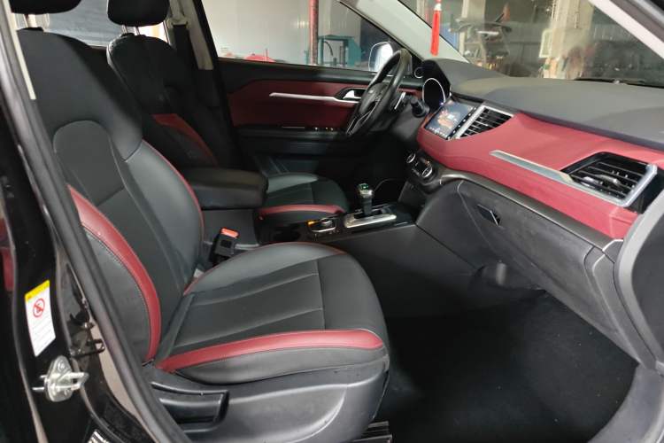Used Haval H6 Coupe 2020 SmartConnect Edition 1.5T Automatic Two-Wheel Drive Luxury SmartConnect Model Right Front Seat