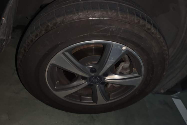 Used Haval H6 Coupe 2020 Smart Connect Version 1.5T Automatic Two-Wheel Drive Elite Model Right Front Wheel Hub