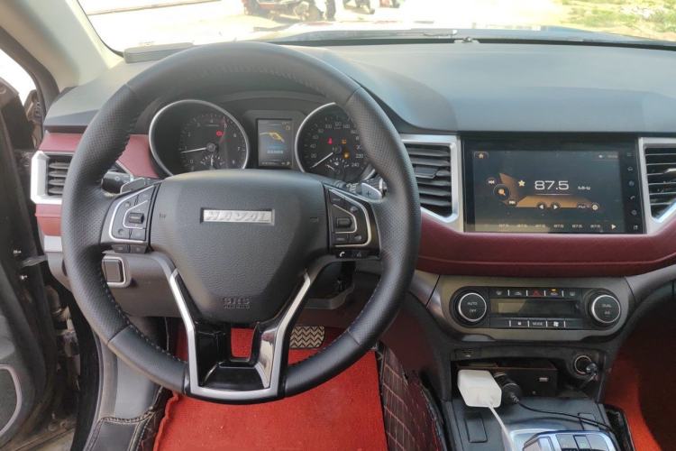 Used Haval H6 Coupe 2020 Smart Connect Version 1.5T Automatic Two-Wheel Drive Elite Model Steering Wheel