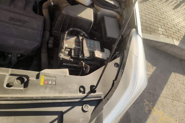 Used Haval H6 Coupe 2020 Smart Connect Version 1.5T Automatic Two-Wheel Drive Elite Model Engine Bay Left