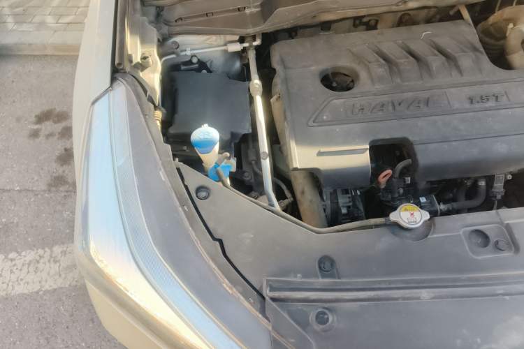 Used Haval H6 Coupe 2020 Smart Connect Version 1.5T Automatic Two-Wheel Drive Elite Model Engine Bay Right