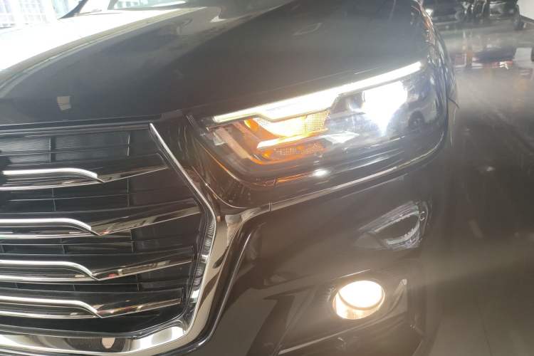 Used Haval H6 Coupe 2020 SmartConnect Edition 1.5T Automatic Two-Wheel Drive Luxury SmartConnect Model Left Front Headlight
