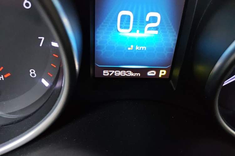 Used Haval H6 Coupe 2020 SmartConnect Edition 1.5T Automatic Two-Wheel Drive Luxury SmartConnect Model Odometer Close Up