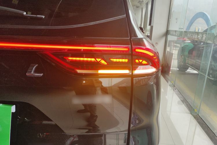 Used Haval H6 Coupe 2020 SmartConnect Edition 1.5T Automatic Two-Wheel Drive Luxury SmartConnect Model Right Rear Taillight