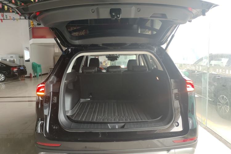 Used Haval H6 Coupe 2020 SmartConnect Edition 1.5T Automatic Two-Wheel Drive Luxury SmartConnect Model Trunk