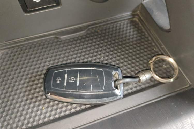 Used Haval H6 Coupe 2020 SmartConnect Edition 1.5T Automatic Two-Wheel Drive Luxury SmartConnect Model Vehicle Key