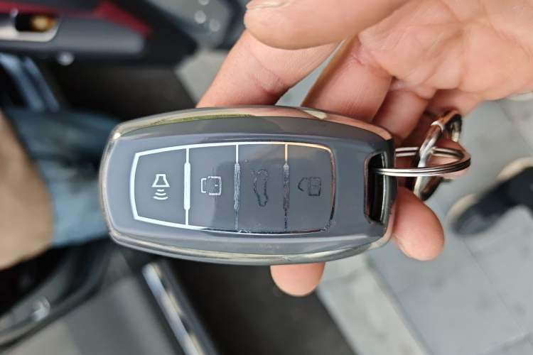 Used Haval H6 Coupe 2020 SmartConnect Edition 1.5T Automatic Two-Wheel Drive Luxury SmartConnect Model Vehicle Key
