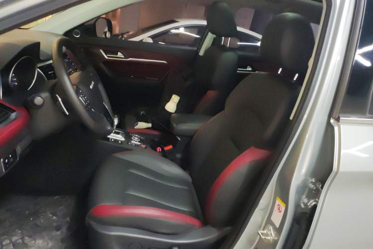 Used Haval H6 Coupe 2020 SmartConnect Edition 1.5T Automatic Two-Wheel Drive Luxury SmartConnect Model Left Front Seat