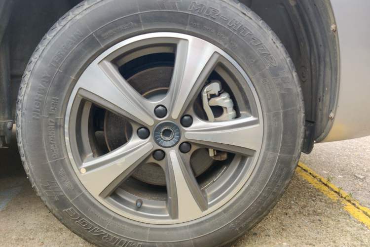 Used Haval H6 Coupe 2020 Smart Connect Version 1.5T Automatic Two-Wheel Drive Elite Model Right Front Wheel Hub