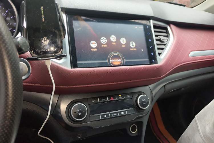 Used Haval H6 Coupe 2020 SmartConnect Edition 1.5T Automatic Two-Wheel Drive Luxury SmartConnect Model Audio And AC Panel