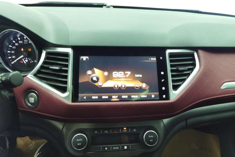 Used Haval H6 Coupe 2020 Smart Connect Version 1.5T Automatic Two-Wheel Drive Elite Model Audio And AC Panel