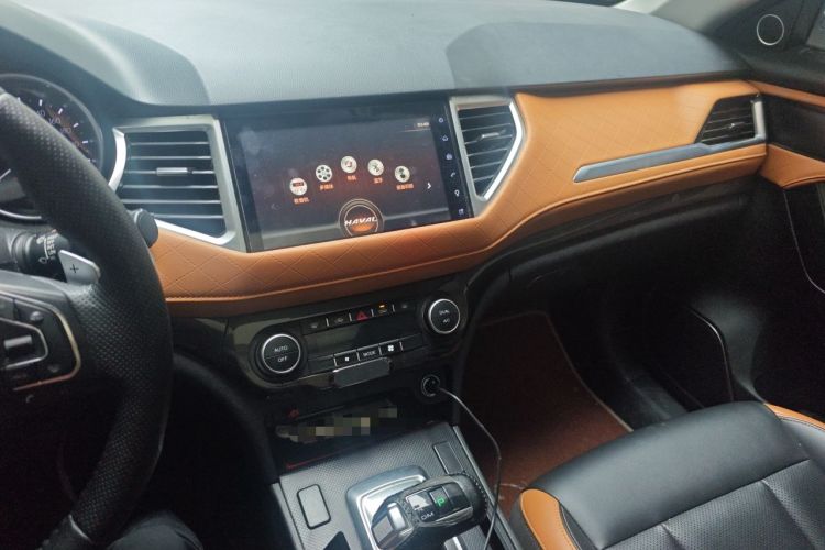 Used Haval H6 Coupe 2020 SmartConnect Edition 1.5T Automatic Two-Wheel Drive Luxury SmartConnect Model Audio And AC Panel