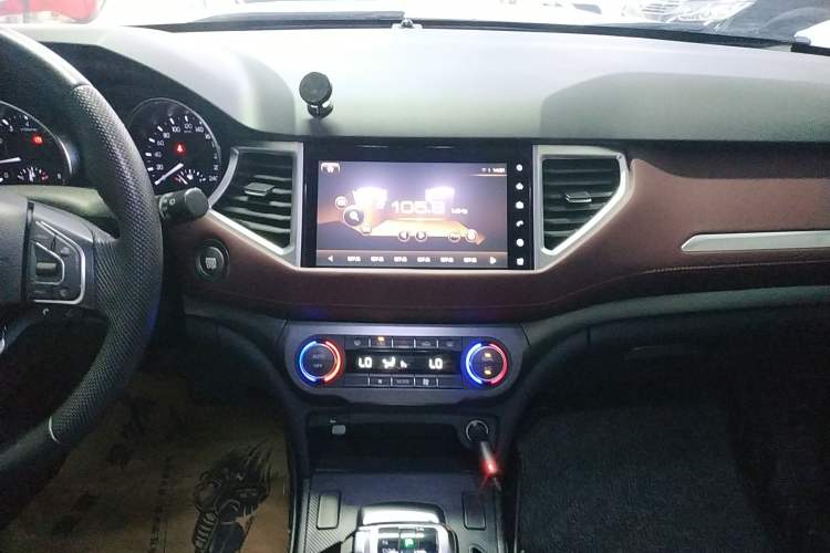 Used Haval H6 Coupe 2020 Smart Connect Version 1.5T Automatic Two-Wheel Drive Elite Model Audio And AC Panel