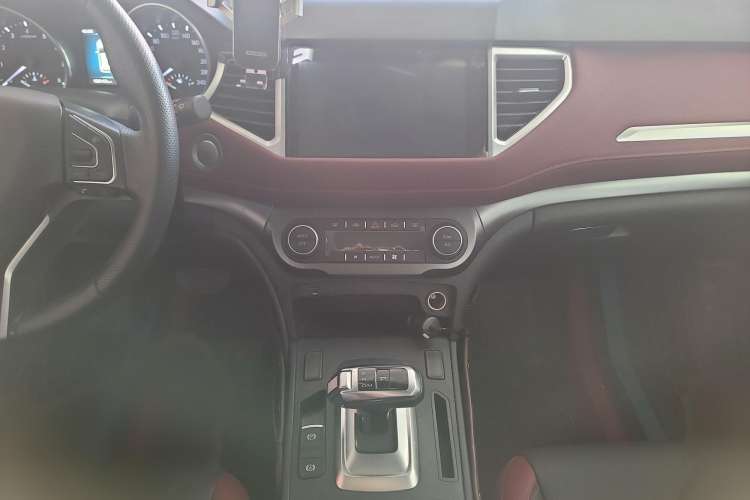 Used Haval H6 Coupe 2020 SmartConnect Edition 1.5T Automatic Two-Wheel Drive Luxury SmartConnect Model Audio And AC Panel