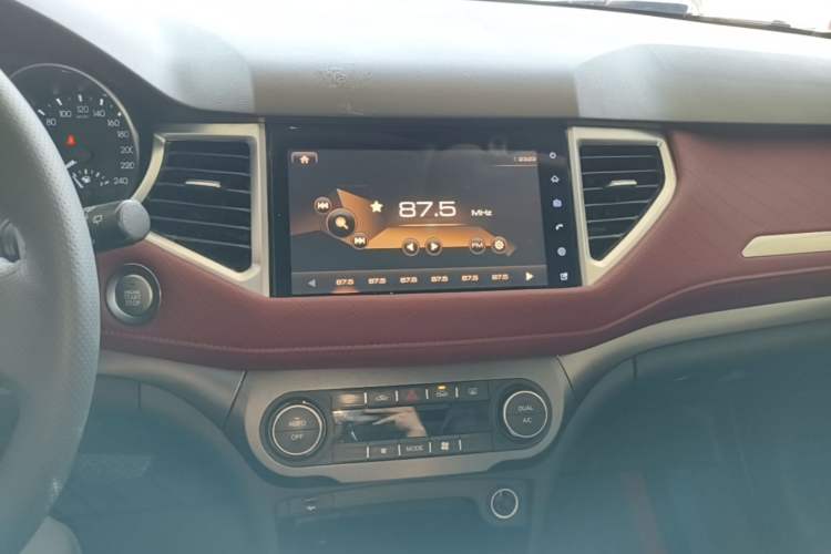 Used Haval H6 Coupe 2020 Smart Connect Version 1.5T Automatic Two-Wheel Drive Elite Model Audio And AC Panel
