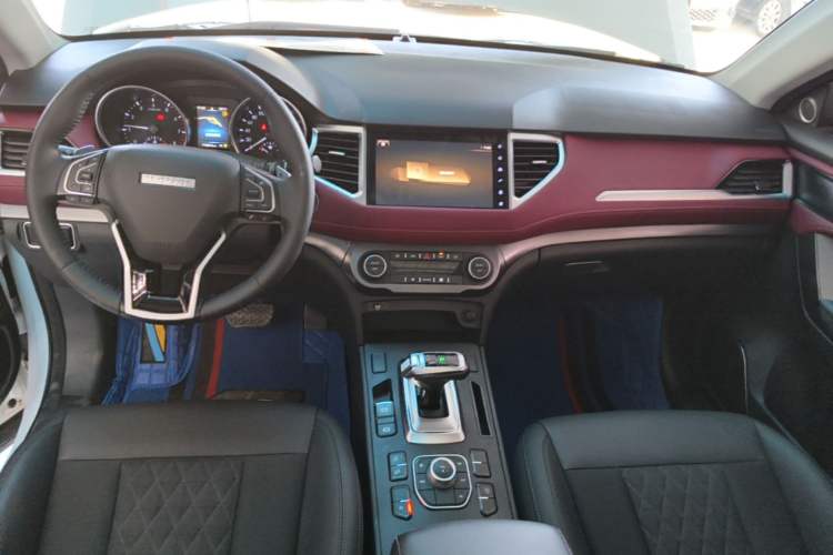 Used Haval H6 Coupe 2020 Smart Connect Version 1.5T Automatic Two-Wheel Drive Elite Model Center Console
