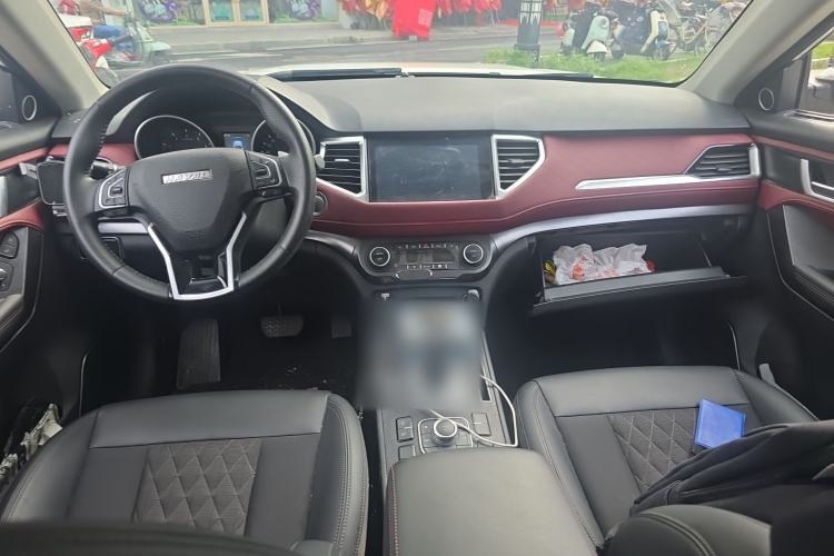 Used Haval H6 Coupe 2020 Smart Connect Version 1.5T Automatic Two-Wheel Drive Elite Model Center Console
