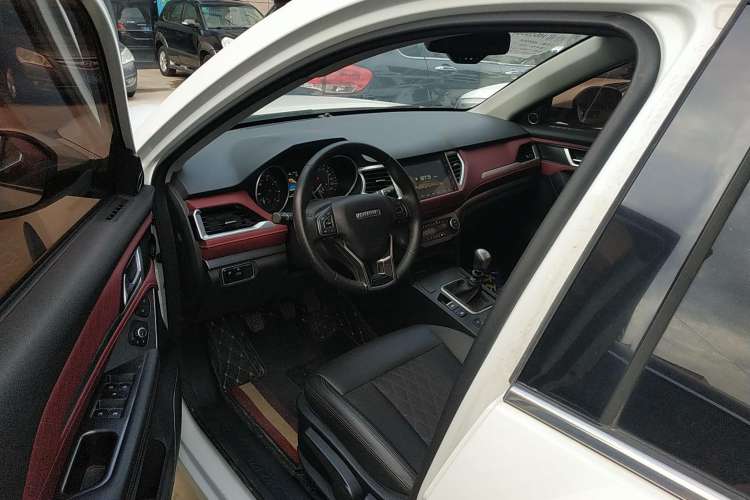 Used Haval H6 Coupe 2020 Smart Connect Version 1.5T Manual Two-Wheel Drive Elite Model Driver Seat