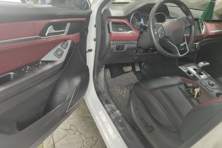 Used Haval H6 Coupe 2020 SmartConnect Edition 1.5T Automatic Two-Wheel Drive Luxury SmartConnect Model Driver Seat