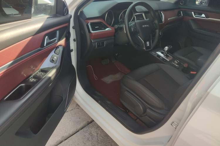 Used Haval H6 Coupe 2020 Smart Connect Version 1.5T Automatic Two-Wheel Drive Elite Model Driver Seat