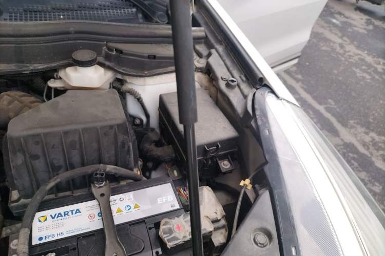Used Haval H6 Coupe 2020 Smart Connect Version 1.5T Automatic Two-Wheel Drive Elite Model Engine Bay Left