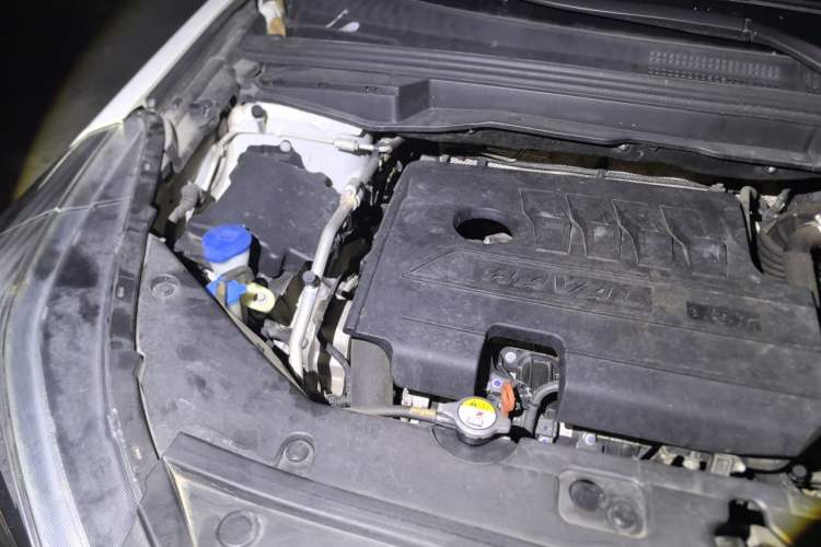Used Haval H6 Coupe 2020 Smart Connect Version 1.5T Automatic Two-Wheel Drive Elite Model Engine Bay Right