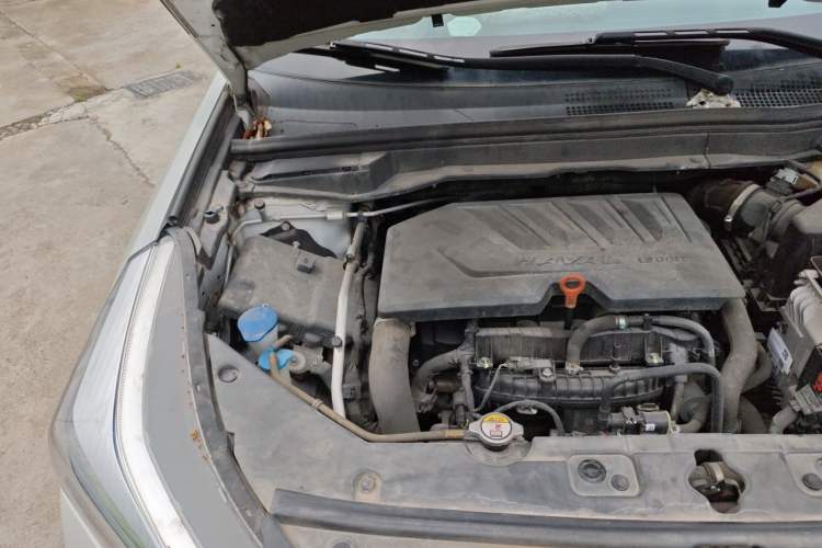Used Haval H6 Coupe 2020 Smart Connect Version 1.5T Automatic Two-Wheel Drive Urban Model Engine Bay Right