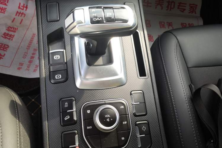 Used Haval H6 Coupe 2020 Smart Connect Version 1.5T Automatic Two-Wheel Drive Elite Model Gear Lever